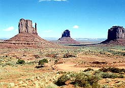 ���j�������g�o���[�iMonument Valley�j
