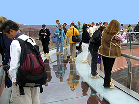 �K���X�̏� �O�����h�L���j�I�� �X�J�C�E�H�[�N (Skywalk)