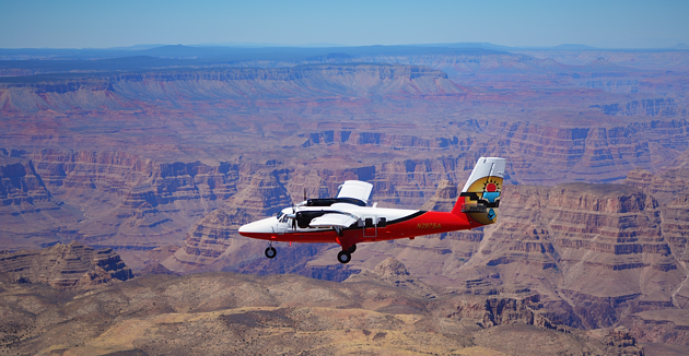 グランドキャニオン上空を飛ぶビスタライナー機